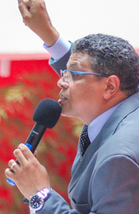 Pastor Josué Ottávio